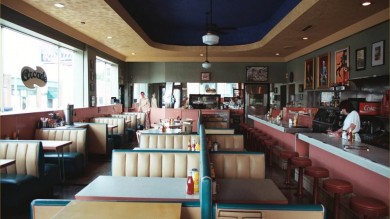Memphis Diner Interior