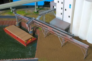 Grain Elevator and Barge Loading Conveyor