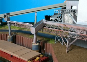 Grain Elevator and Barge Loading Conveyor