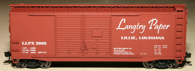 LLPX 2003 is an Accurail “data only” model with custom white decals added.