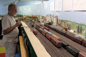 Bob Johnson's Pseudo-Soo Line HO Scale Model Railroad Layout