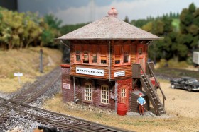 Bob Johnson's Pseudo-Soo Line HO Scale Model Railroad Layout