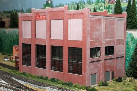 Bob Johnson's Pseudo-Soo Line HO Scale Model Railroad Layout