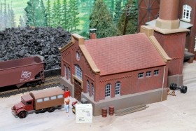 Bob Johnson's Pseudo-Soo Line HO Scale Model Railroad Layout