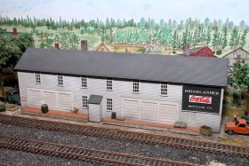 Bob Johnson's Pseudo-Soo Line HO Scale Model Railroad Layout