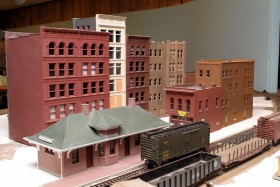 Gary Gross' HO Scale Franklin Pacific Model Railroad