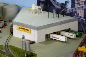 Bob Boedges' N Scale Fussin & Fumin Model Railroad