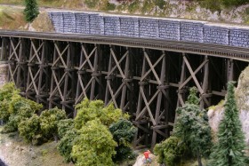 Bob Boedges' N Scale Fussin & Fumin Model Railroad