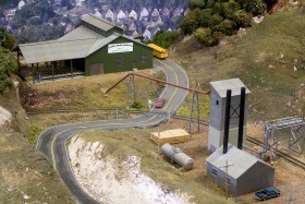 Bob Boedges' N Scale Fussin & Fumin Model Railroad