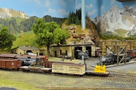 Don Taschner's HO and HOn3 Scenic Model Railroad
