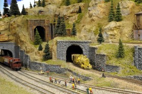 Don Taschner's HO and HOn3 Scenic Model Railroad