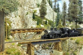 Pete Smith's Loon Lake Railway & Navigation Co. Sn3 Model Railroad