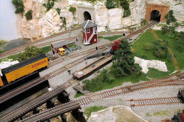 Detailing a Model Railroad Yard Scene