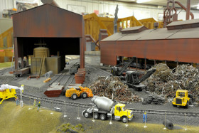 Kenneth Kroschwtz's Amazing K-10 Model Trains Layout