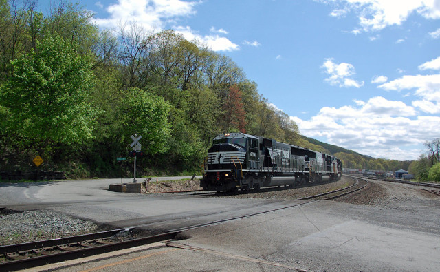 More blue sky ... east bound at Tyrone, PA.