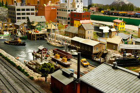 Bob Weinman's Harbor Point & Western Railroad