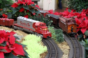 2013 Missouri Botanical Garden “Gardenland Express” Garden Railroad