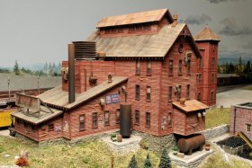 Pete Smith’s Beautiful Loon Lake Railway & Navigation Co. Sn3 Model Railroad