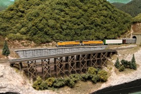 Bob Boedges’ Fussin & Fumin N Scale Model Railroad