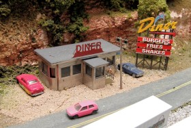 Bob Boedges’ Fussin & Fumin N Scale Model Railroad