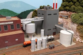 Bob Boedges’ Fussin & Fumin N Scale Model Railroad