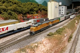 Bob Boedges’ Fussin & Fumin N Scale Model Railroad