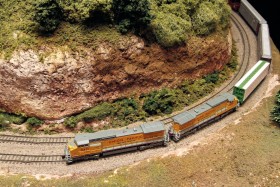 Bob Boedges’ Fussin & Fumin N Scale Model Railroad