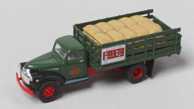 Easy Loads for the Classic Metal Works Stake Bed Truck