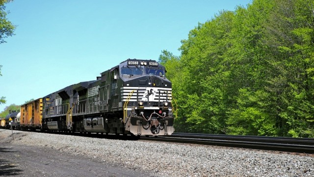 Westbound mixed freight at Carney Crossing, between Cresson and Lilly. This is one of only two road crossings in the some 50 miles of railroad between west Altoona and Johnstown.