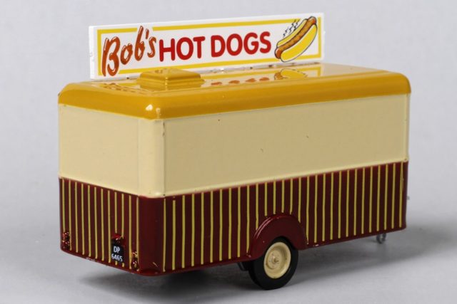 Rear Side of Oxford's HO Scale Bob's Hot Dogs Food Trailer