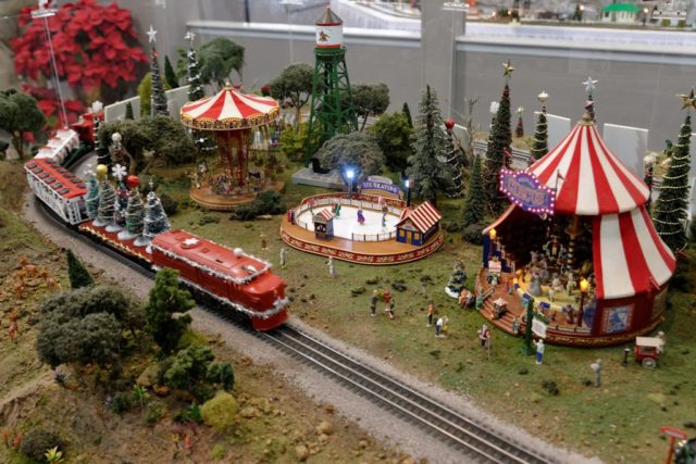 Andrew Arth circus train exhibit