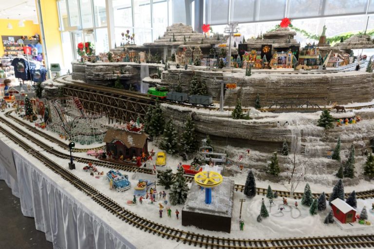 The Train Ride Display Holiday Train Exhibit at the National Museum of Transportation ...
