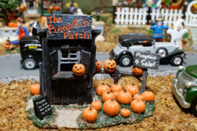 Halloween Fright Fest Model Railroad Layout