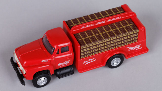 Mini-Metals 1954 Coca-Cola bottle delivery truck