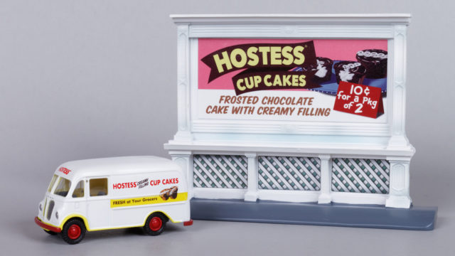 Mini Metals Hostess Cupcake Delivery Truck and Billboard Set